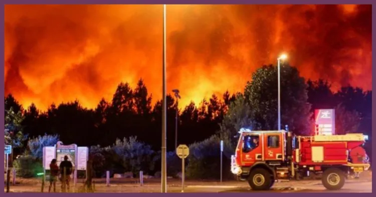 France Wildfire Fire Cloud Bordeaux Gironde Evacuation WW2 Shells Panchjanya