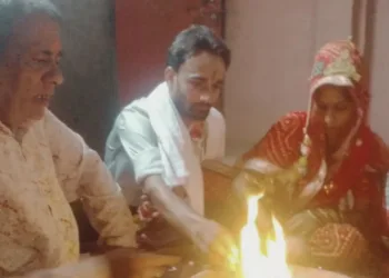 मुस्लिम लड़की ने सनातन धर्म अपनाकर हिंदू लड़के से शादी की