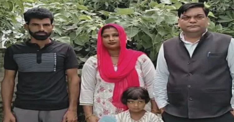 पति-पत्नी ने अपनी इच्छा से सनातन धर्म अपनाने का दावा किया