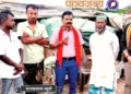 बेंगलुरु में रह रहे बांग्लादेशी घुसपैठियों के साथ बात करते डॉ. नागेंद्र