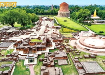 सारनाथ में उत्खनन में मिले अवशेष