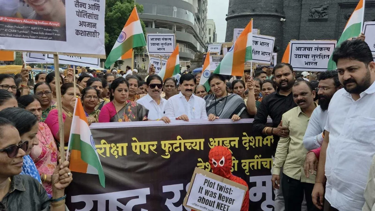 Ratnagiri Silent March Gen Z Samvidhan Samman Manch Maruti Mandir Ambedkar Statue Panchjanya