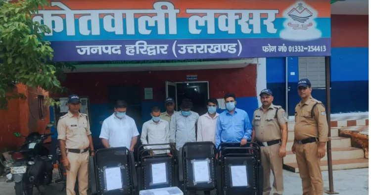 आरोपी पुलिस की गिरफ्त में