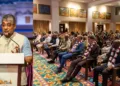 समारोह को संबोधित करते यूनेस्को में भारत के राजदूत और स्थायी प्रतिनिधि विशाल शर्मा (बाएं)। समारोह में शामिल विभिन्न देशों के प्रतिनिधि।