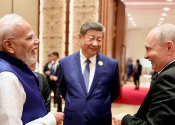 ब्रिक्स शिखर सम्मेलन 2026 में भारत के प्रधानमंत्री नरेंद्र मोदी, रूस के राष्ट्रपति व्लादिमीर पुतिन और चीन के राष्ट्रपति शी जिनपिंग।