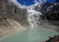 Himalyan glacier pollution