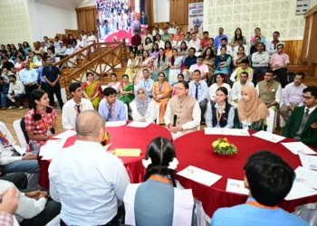 mukhyamantri yuva vidyarthi manthan 140 students tab dbt