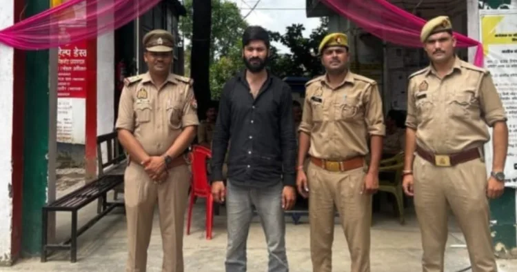 पुलिस की गिरफ्त में आरोपी शाकिब