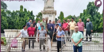 Prayagraj RSS Swayamsevak Swachhata Abhiyan Malaviya Udyan Minto Park Panchjanya