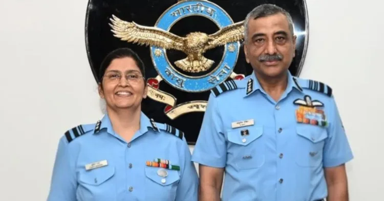'नॉन-मेडिकल' ब्रांच से बनीं पहली महिला एयर वाइस मार्शल बनीं शक्ति शर्मा।