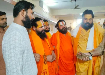 Ashok Singhal Foundation Ayodhya Karsevak Puram Camp Swami Varun Das Dinendra Das Panchjanya