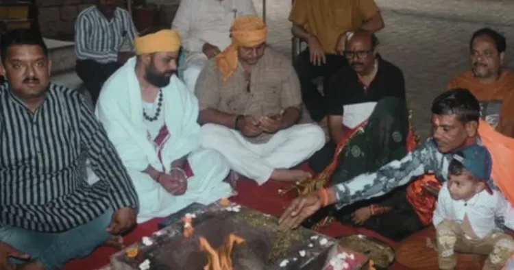 रफीक ने परिवार संग अपनाया सनातन धर्म