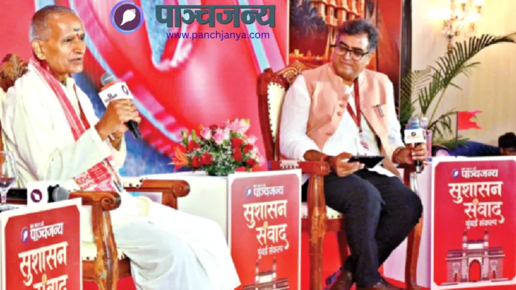 श्री वी. भागैय्या से बातचीत करते श्री हितेश शंकर