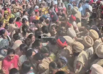 Punjab ETT Teachers Protest Outside Manish Sisodia House Chandigarh Panchjanya News