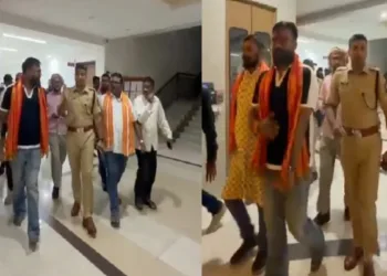 सिम्बॉयसिस लॉ स्कूल में शिक्षक पर कन्वर्जन का आरोप। एबीवीपी ने जताया विरोध।