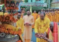 सत्संग में शामिल श्रद्धालु एवं साधक